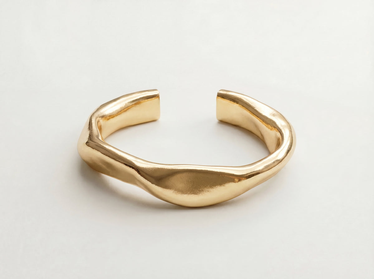SELENA CUFF