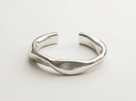 SELENA  CUFF